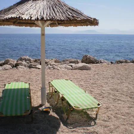 Relaxed Holidays A Few Steps Away From The Sea Lägenhet Achílleion